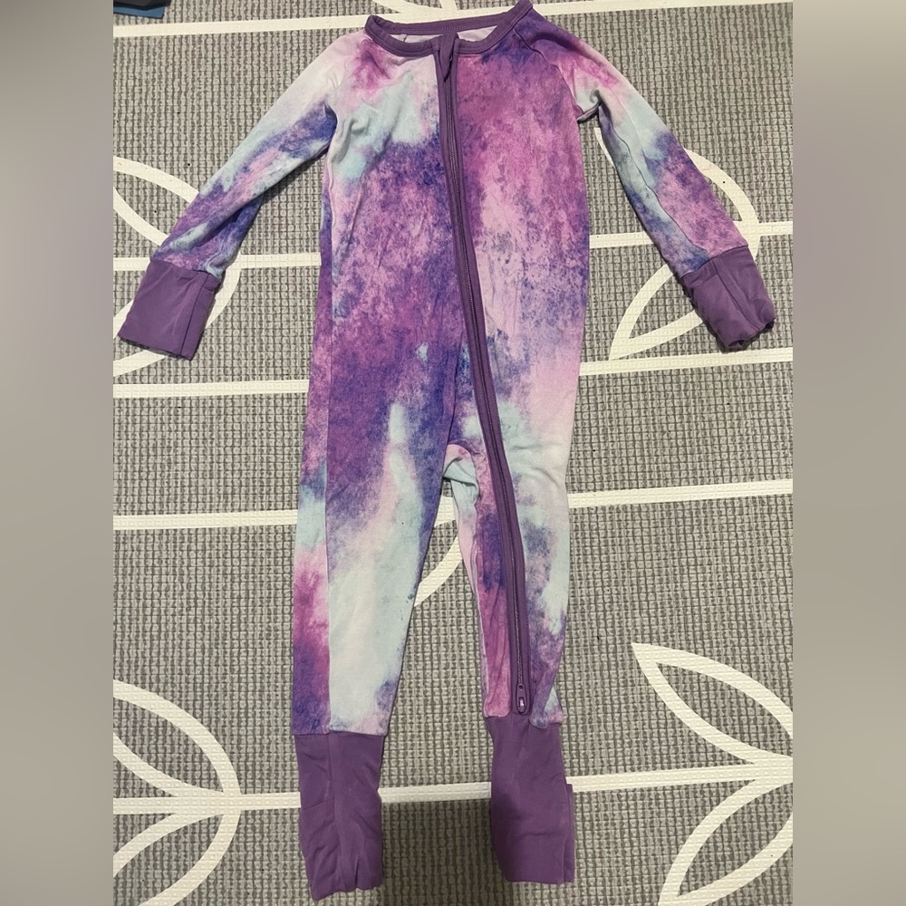 Little sleepies purple watercolor zippy